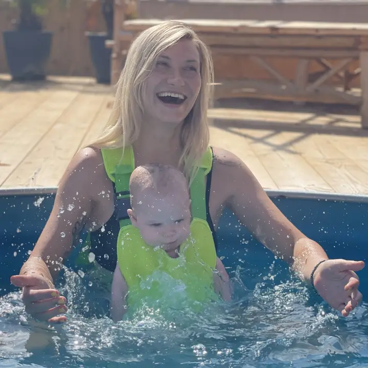 Lightweight Baby Carrier for Water & Outdoor Use – Secure Chest Hold for Travel & Beach