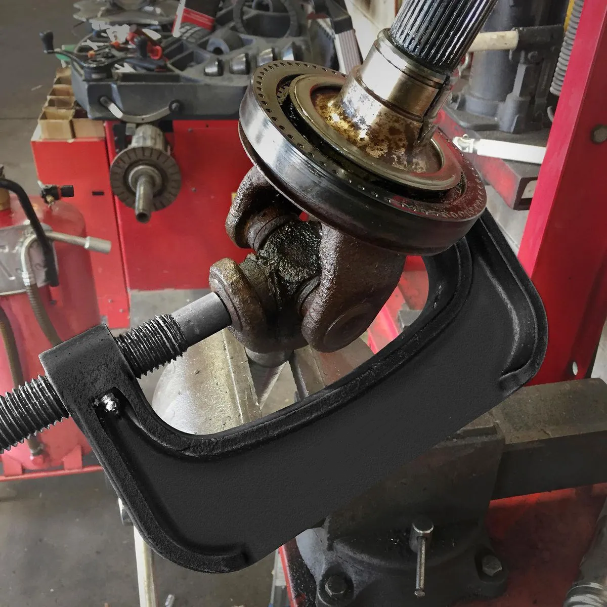 Professional Ball Joint Press Tool Set – Heavy-Duty Steel Repair Kit