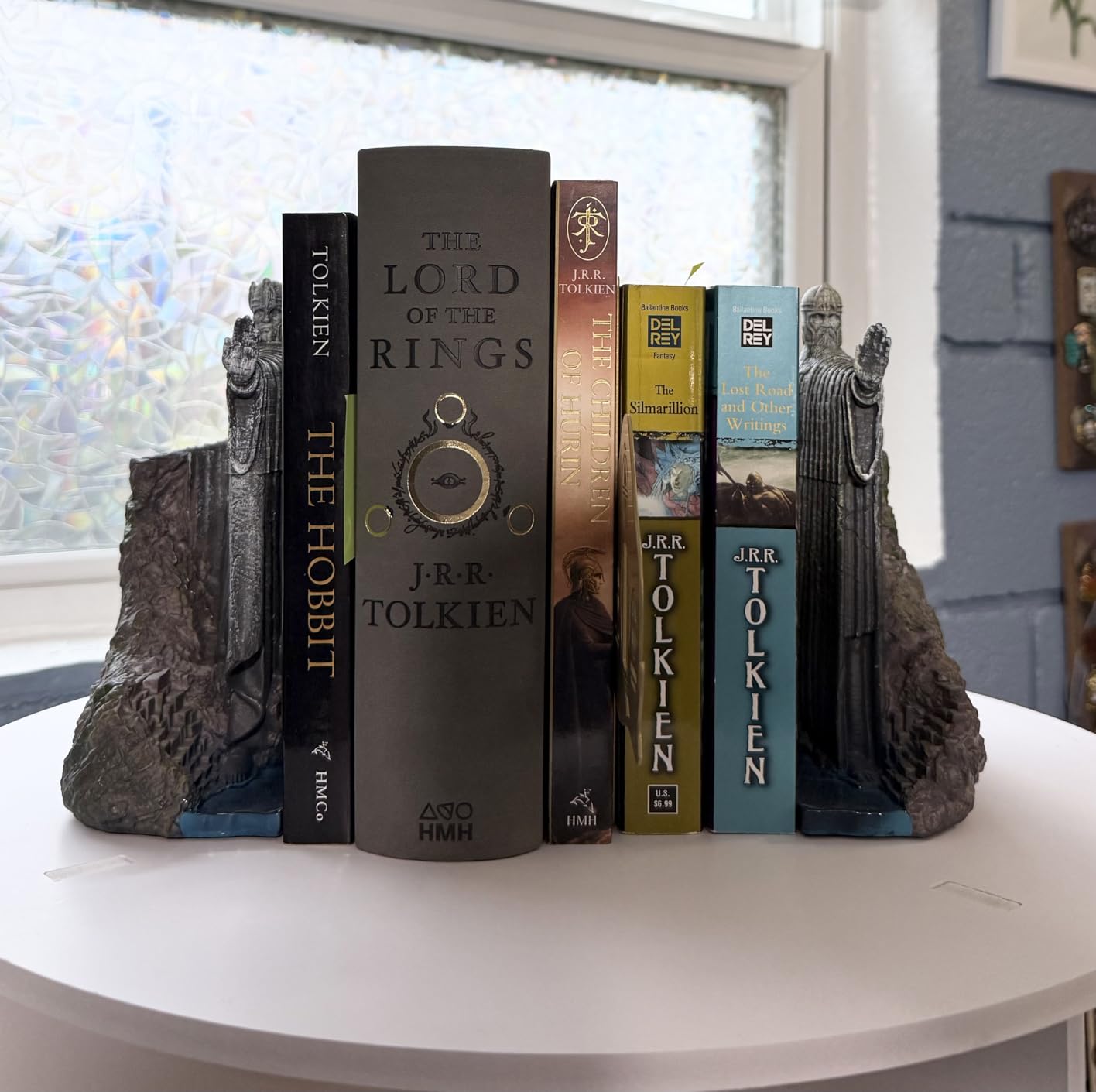 Fantasy Guardian Bookends – Artistic Resin Book Holders for Shelves, Desks & Home Libraries