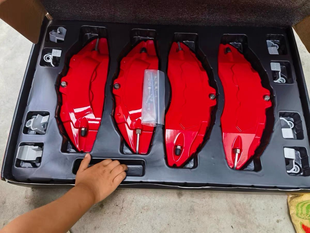 High-Quality Brake Caliper Covers – Heat-Resistant Universal Wheel Hub Decoration Set