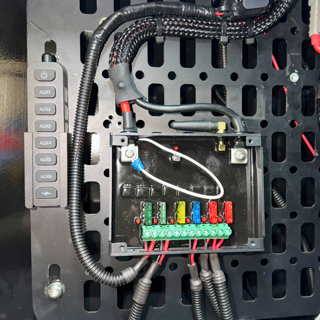 Universal 12V System Switch Controller – Auxiliary Accessory Control Panel