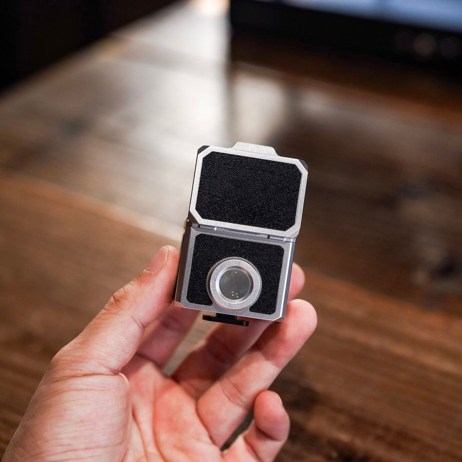 Compact Optical Viewfinder – 28mm Full-Frame, Switchable 35/50mm Framelines, Waist-Level Shooting