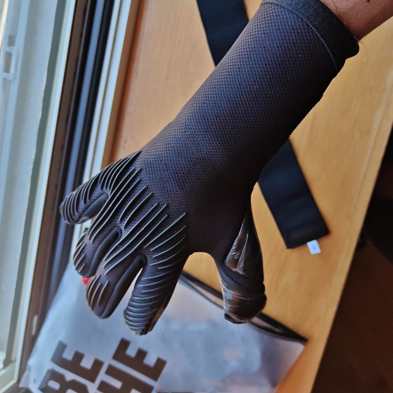 Pro-Grip Goalkeeper Gloves – Professional Strap-Free Lightweight Gloves for Match and Training