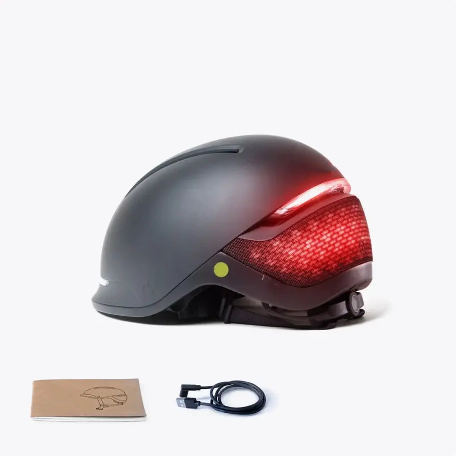 Smart Cycling Helmet with 360° LED Lighting, Bluetooth Connectivity, Crash Detection & Enhanced Safety Protection for Urban Riding